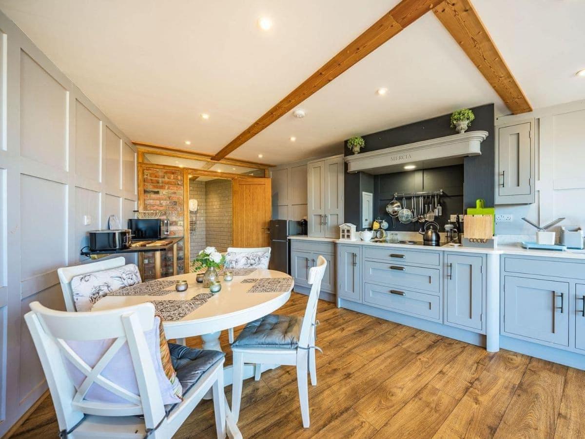 Riverview Lodge - Uk36550 Ashleworth エクステリア 写真