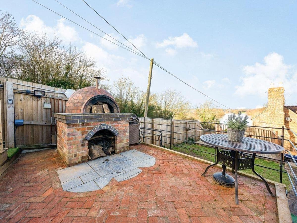 Riverview Lodge - Uk36550 Ashleworth エクステリア 写真